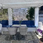 Fig Cottage, A Pretty 200 Year-old Stone Retreat Nyaraló Antipata (Sami)